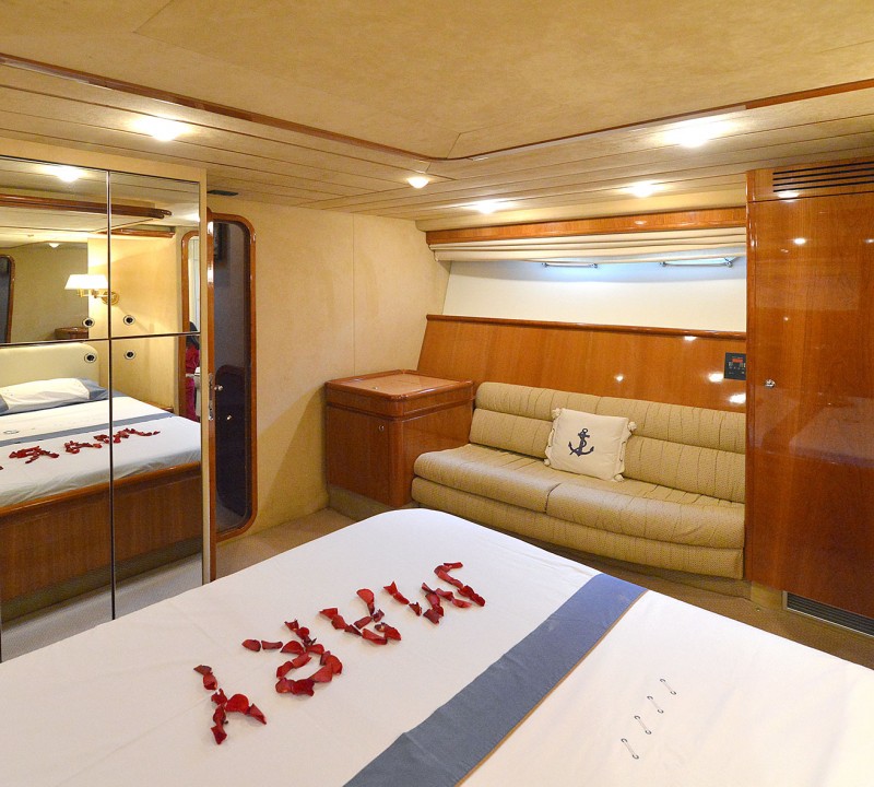 MARY Yacht Charter Details Ferretti 68 CHARTERWORLD Luxury Superyachts